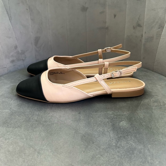 Bamboo Streak Nude Flats - 6.5 - Picture 2 of 9